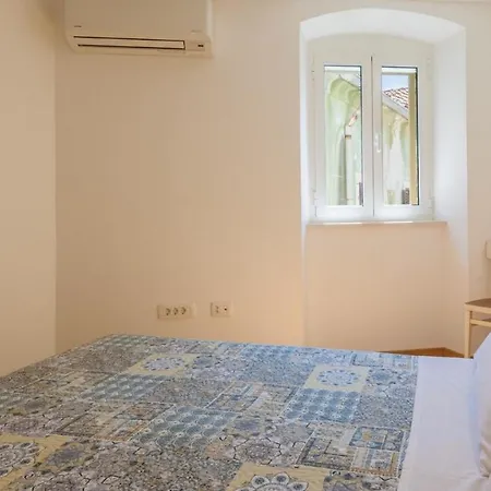 Sweet Tonina Guest house *